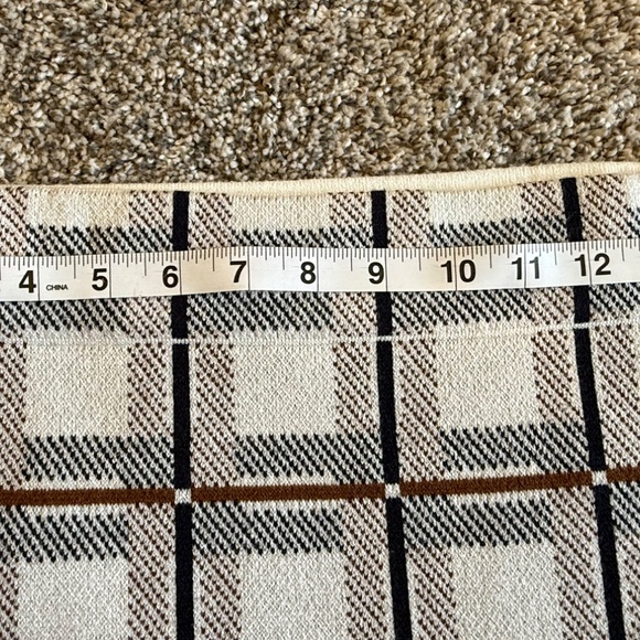 Ann Taylor Pencil Skirt - Picture 7 of 8